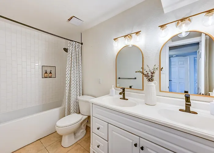 Mulberry Residence, With Heated Pool, Sleeps 15, Pet Friendly *
