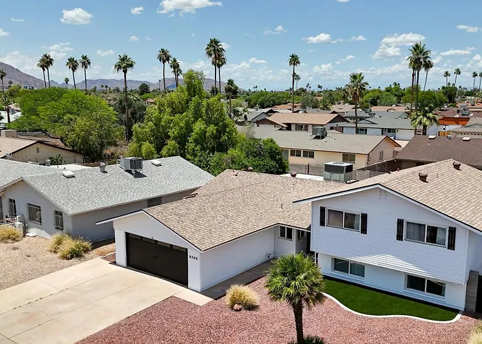 Mulberry Residence, With Heated Pool, Sleeps 15, Pet Friendly * Scottsdale
